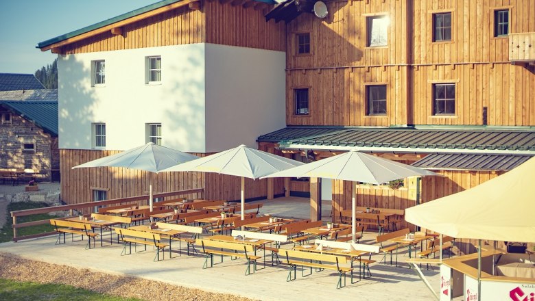 JoSchi Almgasthof Hochkar, © Martin Stellenberger/JoSchi Hochkar GmbH JoSchi Almgasthof Hochkar, © Martin Stellenberger/JoSchi Hochkar GmbH