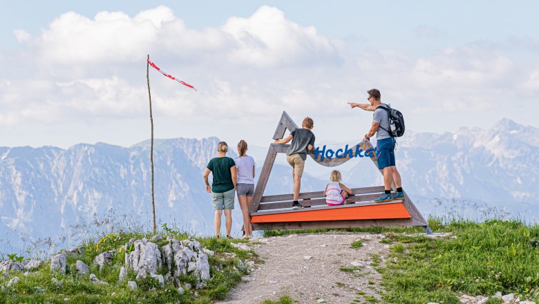 Familie beim Hochkar Logo, © Ludwig Fahrnberger