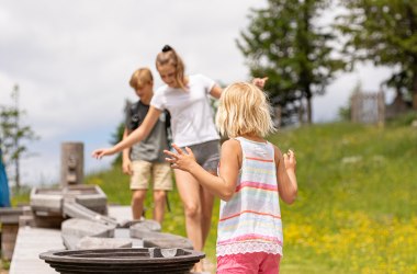 Almerlebnisspielplatz Kugelbahn, © Ludwig Fahrenberger